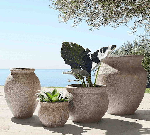 Enhancing Your Green Oasis: Choosing the Perfect Outdoor Pots