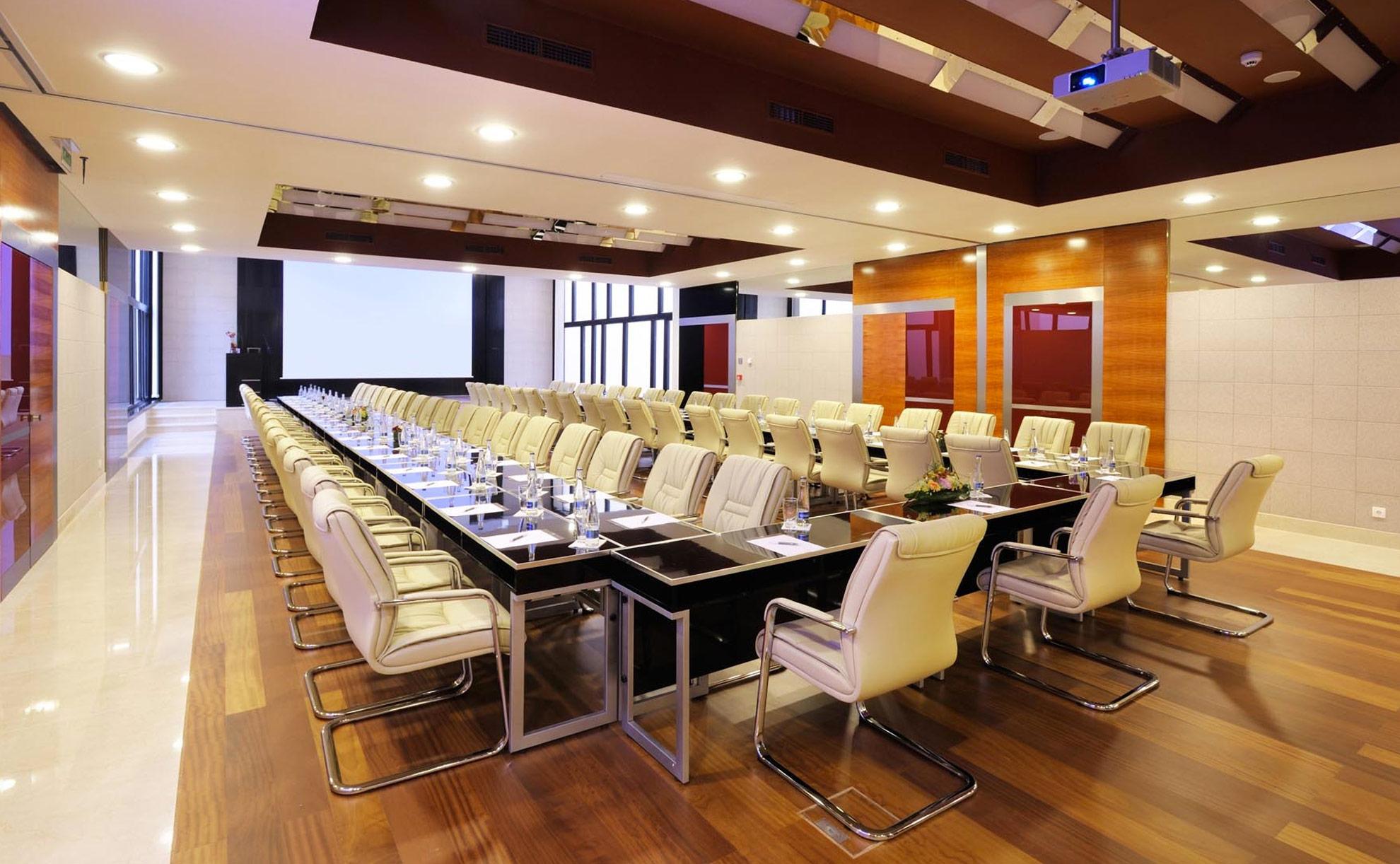 Top Tips to Find Conference Venue on a Budget