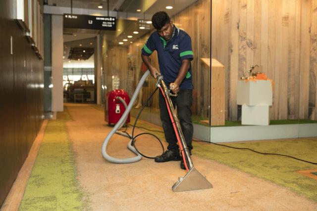 Office Cleaning Services in Dubai: Creating a Pristine Workspace