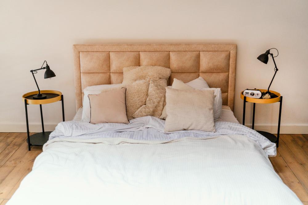 Enhancing Your Bedroom Oasis: Add a Headboard to Your Bed