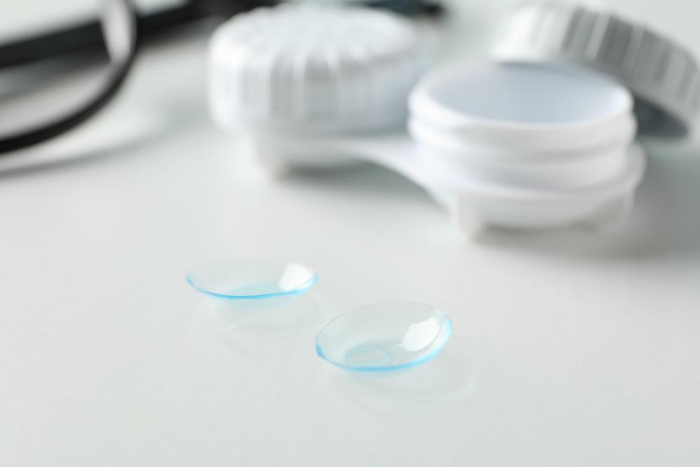 Navigating the World of Cheap Contact Lenses in Singapore