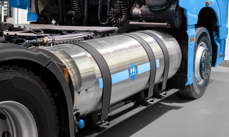 The Environmental Benefits of Fuel Cell Powertrains