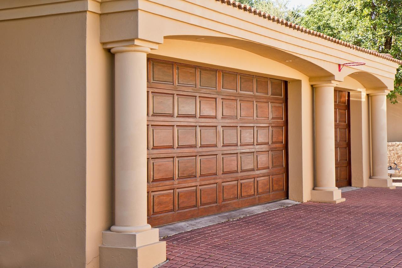 The Aesthetics Of Functionality: Designing Garage Doors For Today’s Homes!