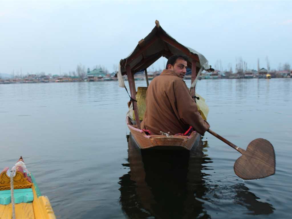 Houseboat stay in Srinagar: Top must to do things