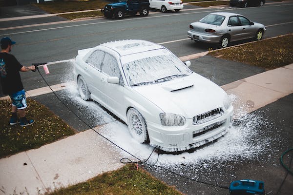 Exploring the Efficiency of a Pressure Washer Trailer vs. Trailer-Mounted Pressure Washer