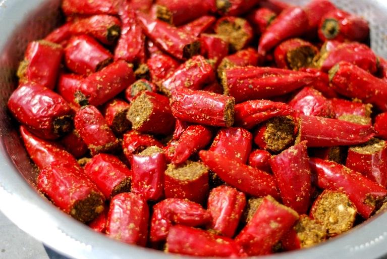 Exploring the Health Benefits of Shikarpuri Red Mirchi Achar for the Elderly