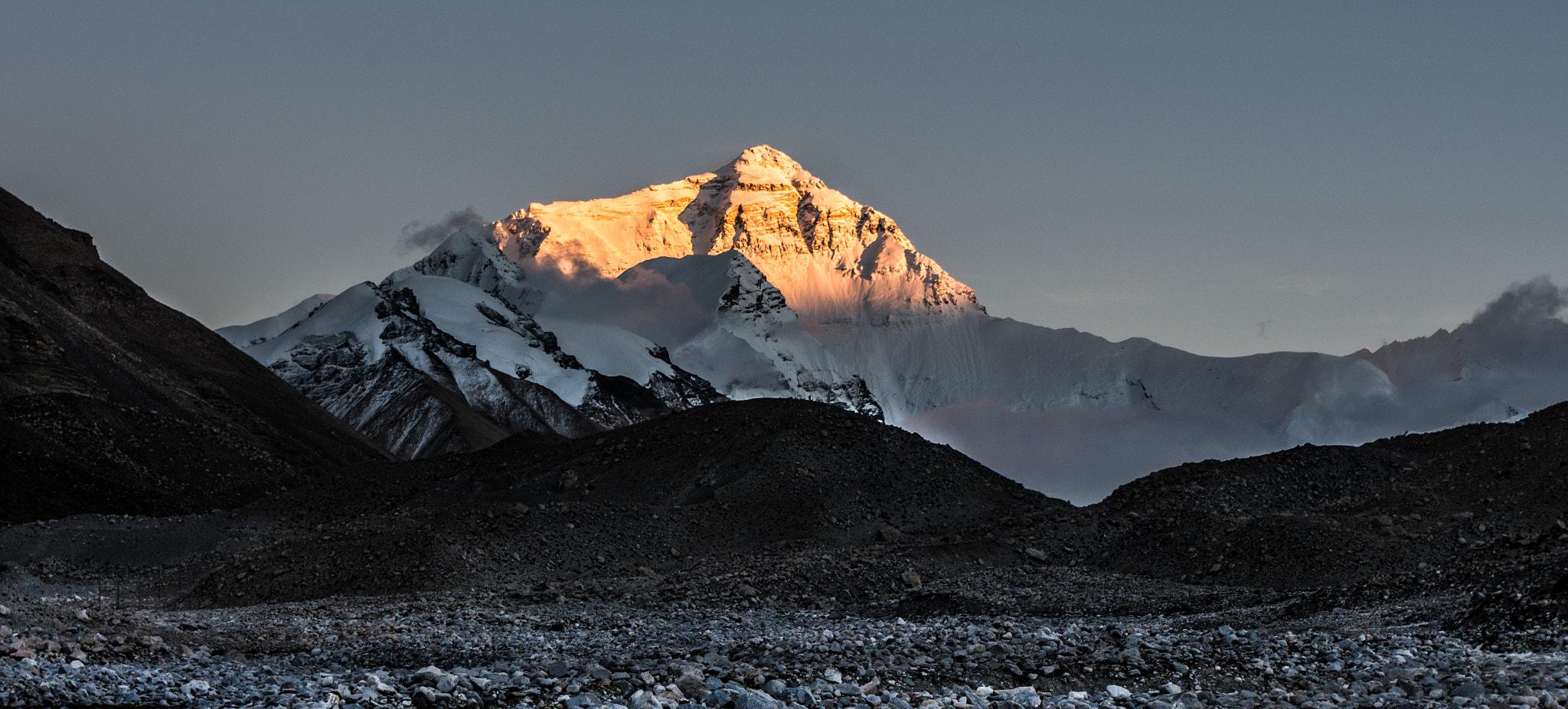 Lama Mani Tours: Tibetan Women travel agency in tibet