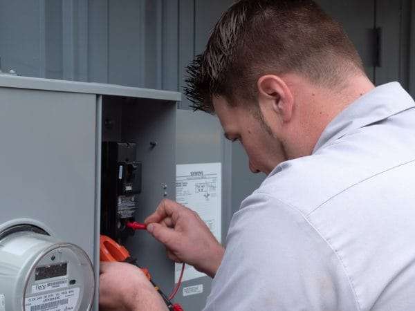 Electrical Pros Delivers Elite Electrical Installation Service for Energy-Efficient Homes